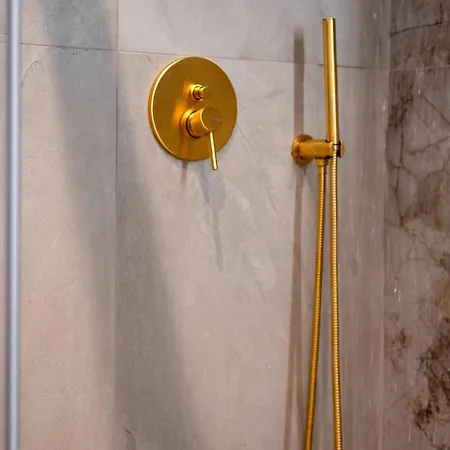 Blue Ribbons Luxury House Appartement *