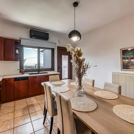Blue Ribbons Luxury House Ouranoupoli