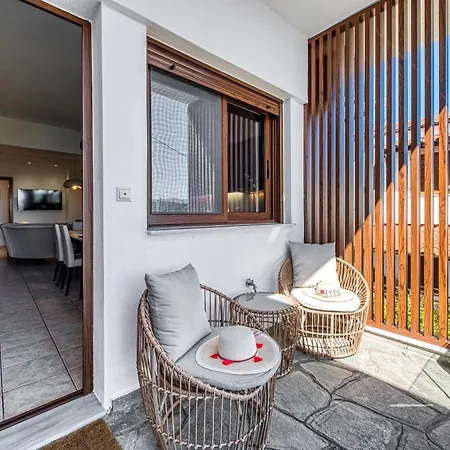 Apartment Blue Ribbons Luxury House Ouranoupoli