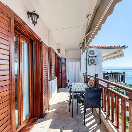 Blue Ribbons Luxury House Ouranoupoli