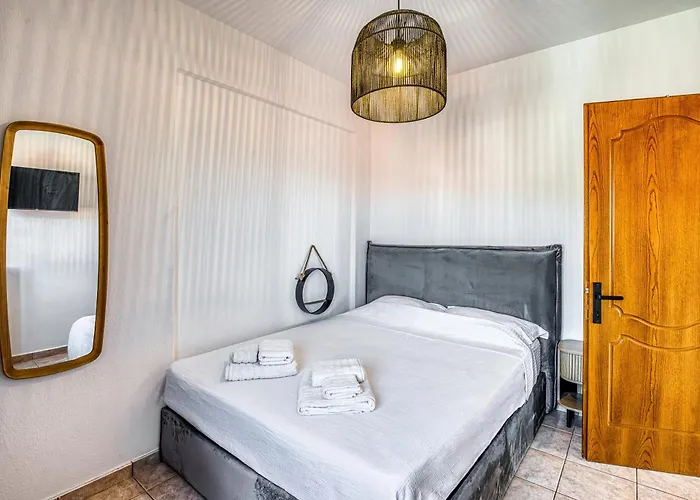 Blue Ribbons Luxury House Uranopoli