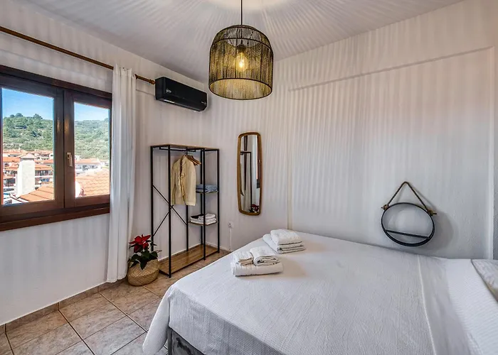 Blue Ribbons Luxury House Apartmán *