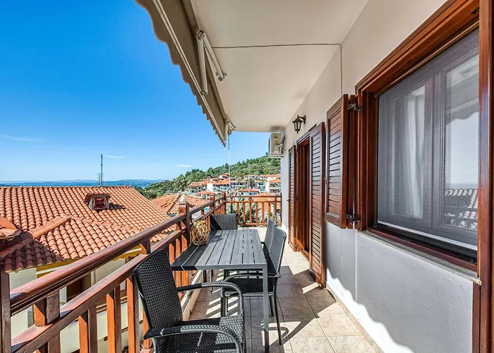 Blue Ribbons Luxury House